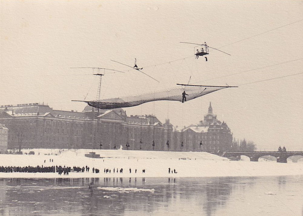 1942 Camilla Mayer Hochseiltruppe Dresden 1942 Camilla Mayer Hochseiltruppe Dresden